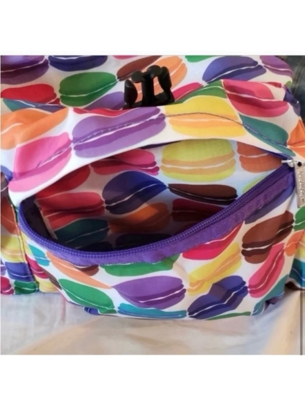 🆕 - Deluxe Backpack by the brand-i-Scream Colorful Macaron Print.
